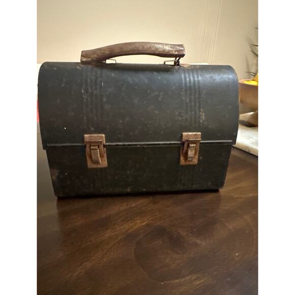 Antique Victory Dome Black Lunch Box 1950’s Metal 10" Pre-owned Lunch Box Pail - Picture 2 of 11
